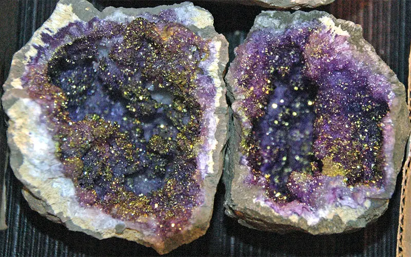 fake geode