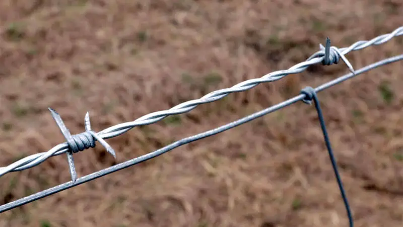 high tensile steel barbed wire