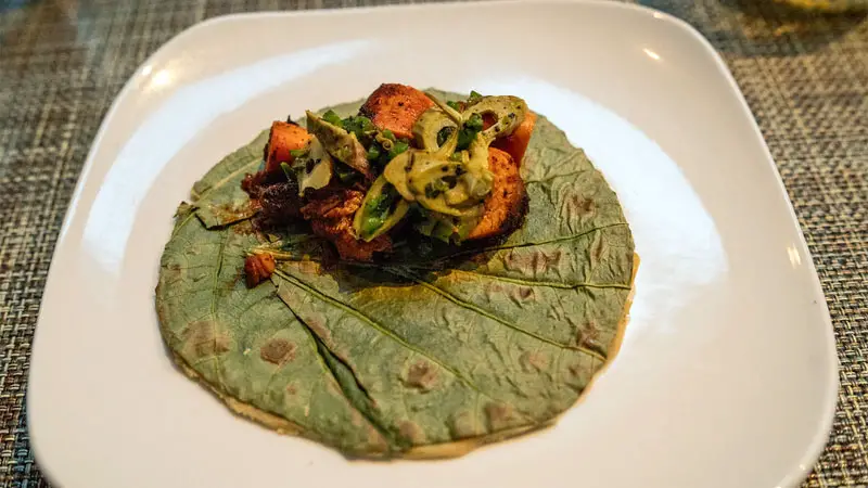 hoja santa tortilla hoja santa tortilla