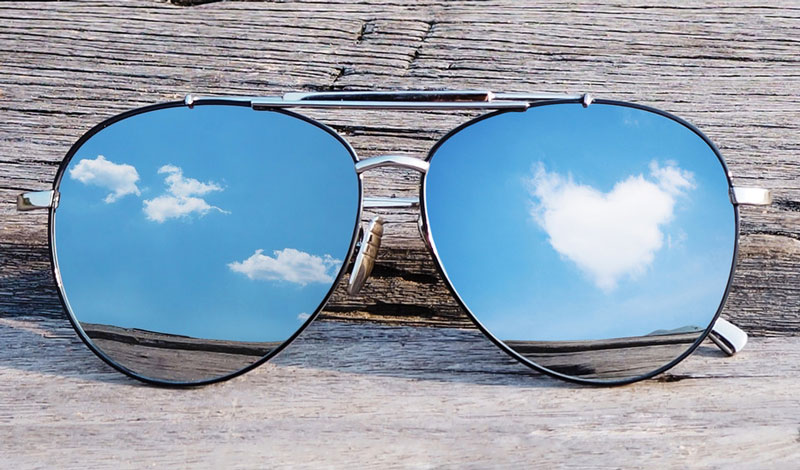 mirrored sunglasses