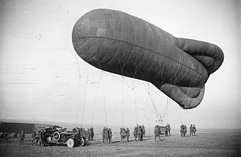 observation balloon