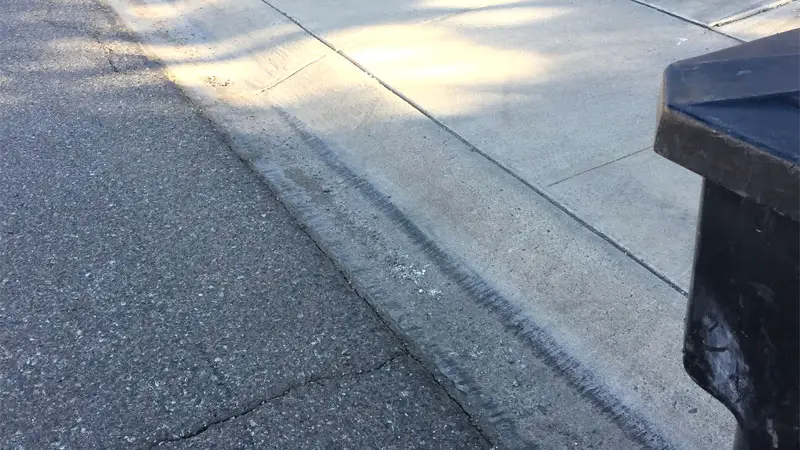 rolled curb